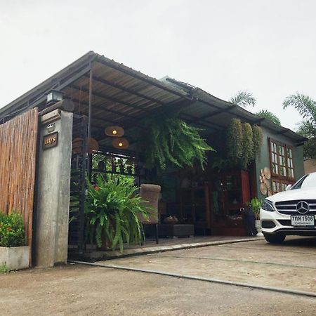מלון צ'יאנג מאי Casa Malee מראה חיצוני תמונה